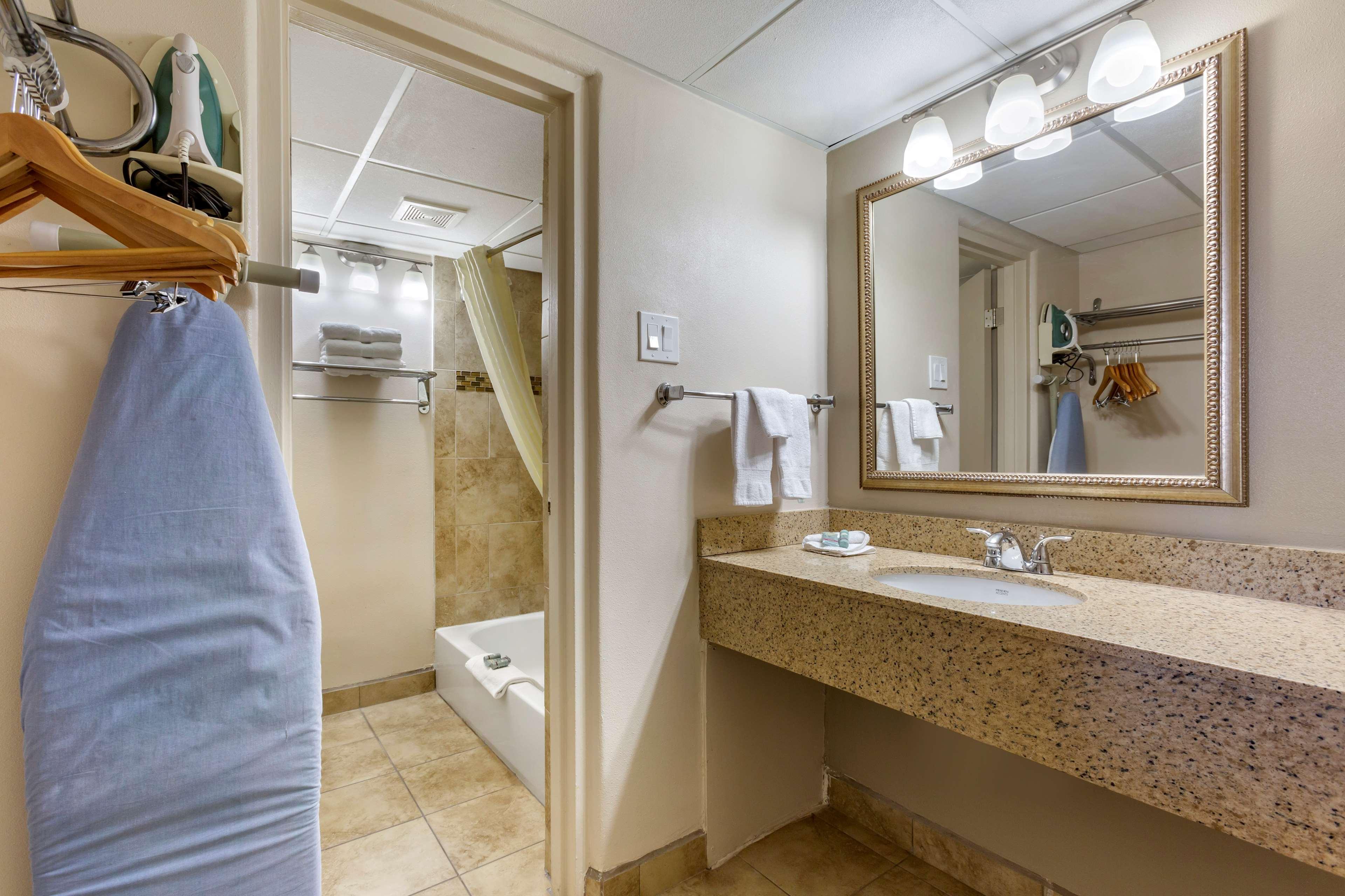Best Western El Rancho Palacio Roswell Exterior photo